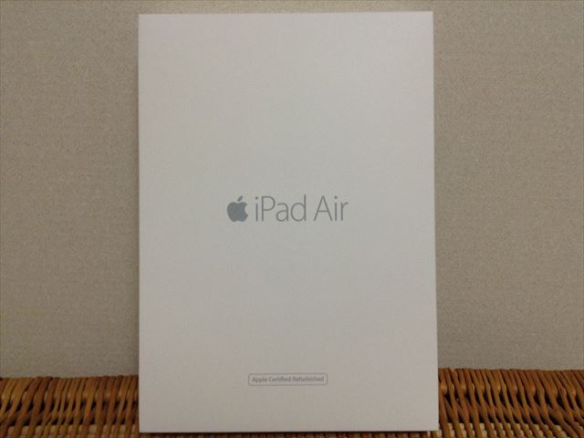 iPad Air 2［整備済製品］開封